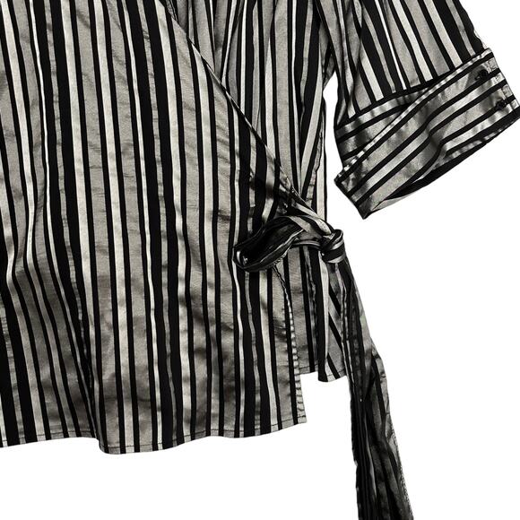Lane Bryant Striped Wrap Top Sz 22 24 V Neck Metallic Black Silver Collard - Picture 3 of 9